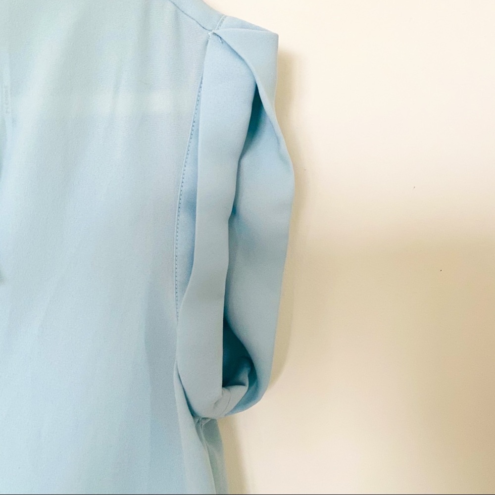 Blouse - Picture 2 of 3